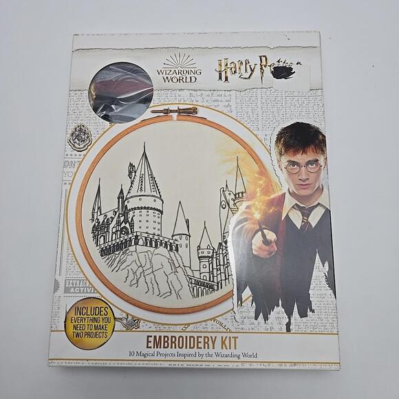 Other - Harry Potter Embroidery (Embroidery Craft) - paperback Wilding, Deborah